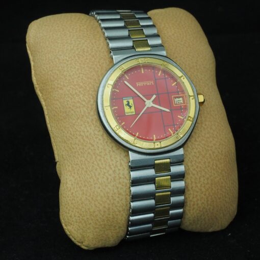 Reloj Ferrari. Cadete. Acero y oro. Cuarzo.