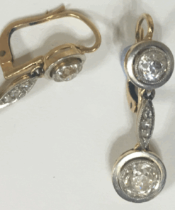 Alternative view of Pendientes Art-Decó largos diamantes.