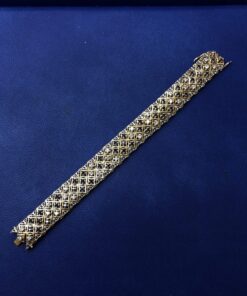 Alternative view of Pulsera vintage bicolor  con zafiros 2,20 cts y brillantes 1,50 cts montado en oro  bicolor de ley 18kts