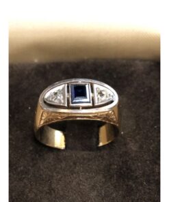 Sortija tresillo de caballero con zafiro