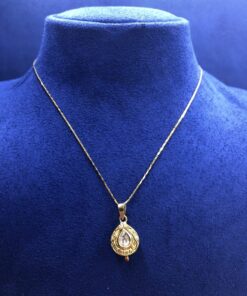 Cadena con colgante de diamante montado en oro amarillo de ley 18kts