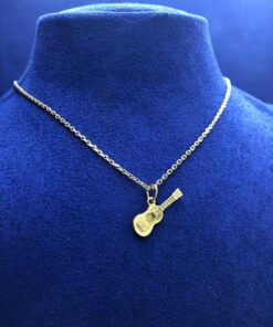 Cadena  con colgante guitarra  montado en oro amarillo de ley 18kts