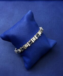 Pulsera con zafiros y brillantes 2,0cts montado en oro blanco de ley 18kts