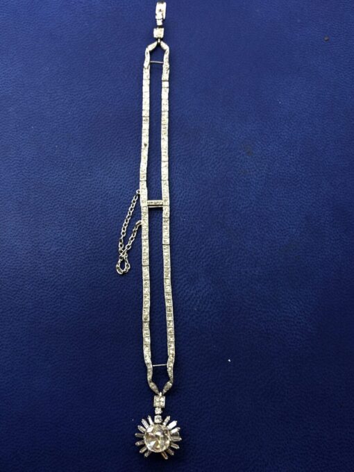 Pulsera con un brillante central 2,40 cts y brillantes 1,50 con un total de 3,89 cts montado en oro blanco de ley 18kts - Imagen 2