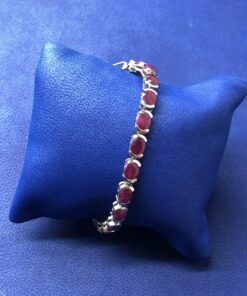 Pulsera con rubí 43 cts montado en oro blanco de ley 18kts