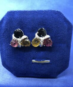 Pendientes  con  topacios, granate ,rosa y amarillo con brillante central 0,40 montado en oro blanco de ley 18kts