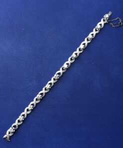 Alternative view of Pulsera forma infinito  con brillantes 6,10cts montado en oro blanco de ley 18kts