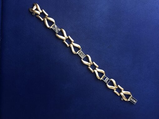 Pulsera con zafiros reconstituidos y brillantes 0,40cts montado en oro bicolor de ley 18kts - Imagen 2