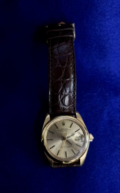 Reloj Rolex Oyster Perpetual Date 1500. Del año 1978, montado en Oro Amarillo de Ley 18kt. Automático