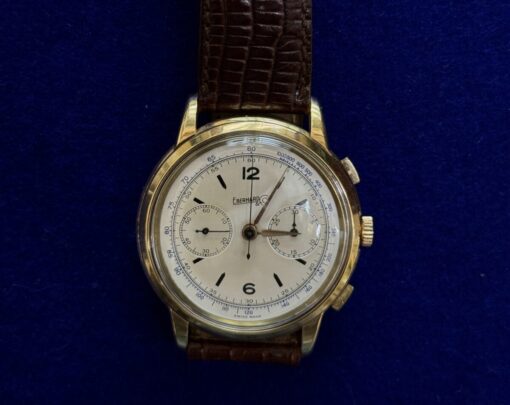 RELOJ  EBERHARD DE CUERDA, PULSERA DE CUERO MARRÓN, EN ORO 18KTS. AÑO APROX. 1950