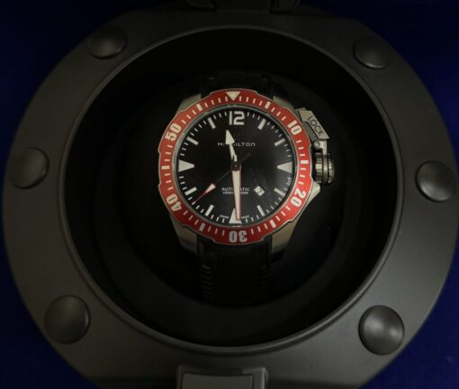 RELOJ HAMILTON KHAKI NAVY FROGMAN AUTOMATICO. DE ACERO Y PULSERA DE CAUCHO. AÑO 2017. CON CAJA Y PAPELES ORIGINALES.