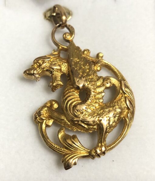 Colgante de Dragón Art Nouveau en oro de ley 18 kts.