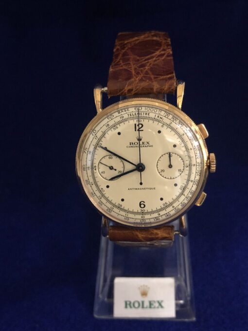 Rolex Chronographe Antimagnetique de caballero, mecanismo de cuerda, año ca. 1955, en oro de ley 18 kts y pulsera de piel.
