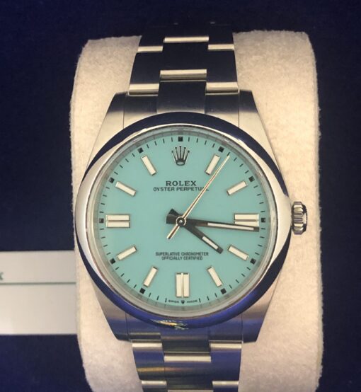 Rolex Oyster Perpetual 41 (Ref. 124300) - Esfera "Tiffany Blue", automático, en acero, año 2022.