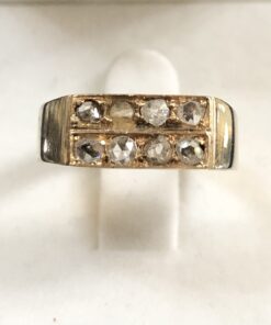 Sortija vintage con 6 diamantes talla antigua, en oro amarillo de ley 18 kts.