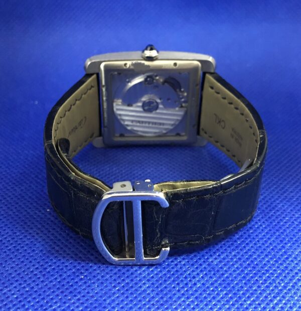 Reloj Cartier de caballero modelo Tank MC, Ref.: 3589, automático, con caja de acero y pulsera de piel, año 2023. - Imagen 4