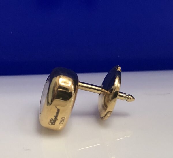 Pendientes CHOPARD "Happy diamonds" con diseño en forma de corazón, con todos los contrastes originales de la marca, en oro amarillo de ley 18 kts. - Imagen 2