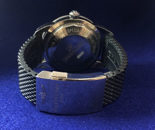 Reloj Breitling Superocean Heritage II 46 mm, esfera y bisel de color negro, automático, en acero con correa de caucho negro, año 2024. - Imagen 3