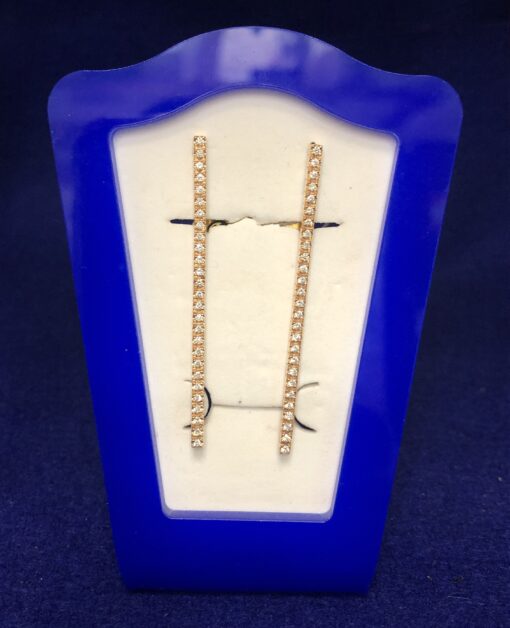 Pendientes largos con brillantes de 0'50 cts. (aprox.) en total, en oro de ley 18 kts.