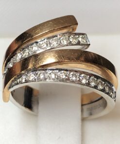 Sortija marca "Martin Bagan" con 0'48 cts de brillantes en oro rosa y blanco  de ley 18 kts.