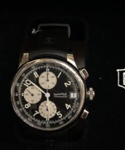 Reloj Eberhard & Co. Traversetolo con fecha y cronógrafo, automático, en acero con pulsera negra de caucho, año 2008. Con caja y papeles originales.