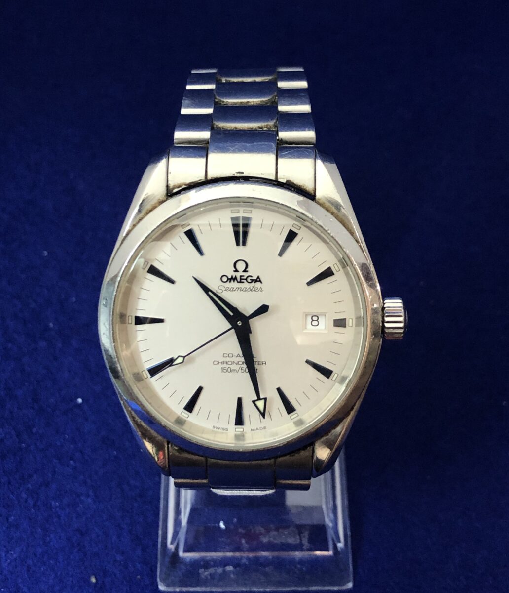 Reloj Omega Seamaster con fecha, automático, en acero, año 2003.