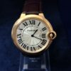 Reloj Ballon Bleu de Cartier, en oro rosa de ley 18 kts con pulsera de piel genuina, esfera blanca guilloché de 40 mm, año 2017. Full set (caja y documentos originales)